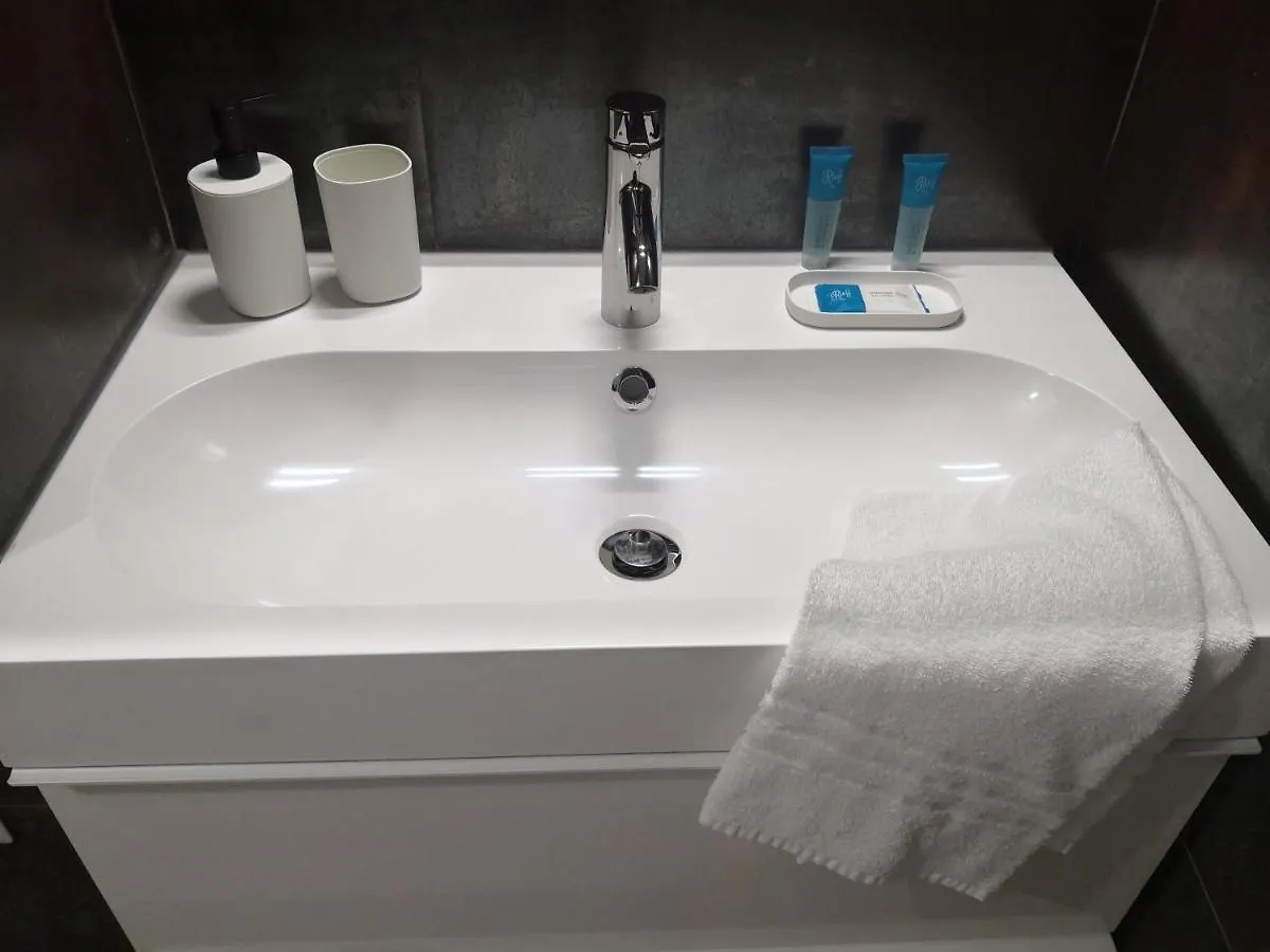 Luxury Apartment Near Niguarda Graziano39 Milano Italia